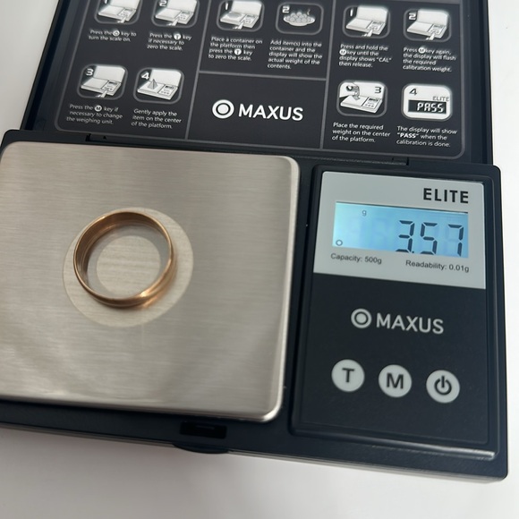 14k gold band ring - Picture 4 of 4